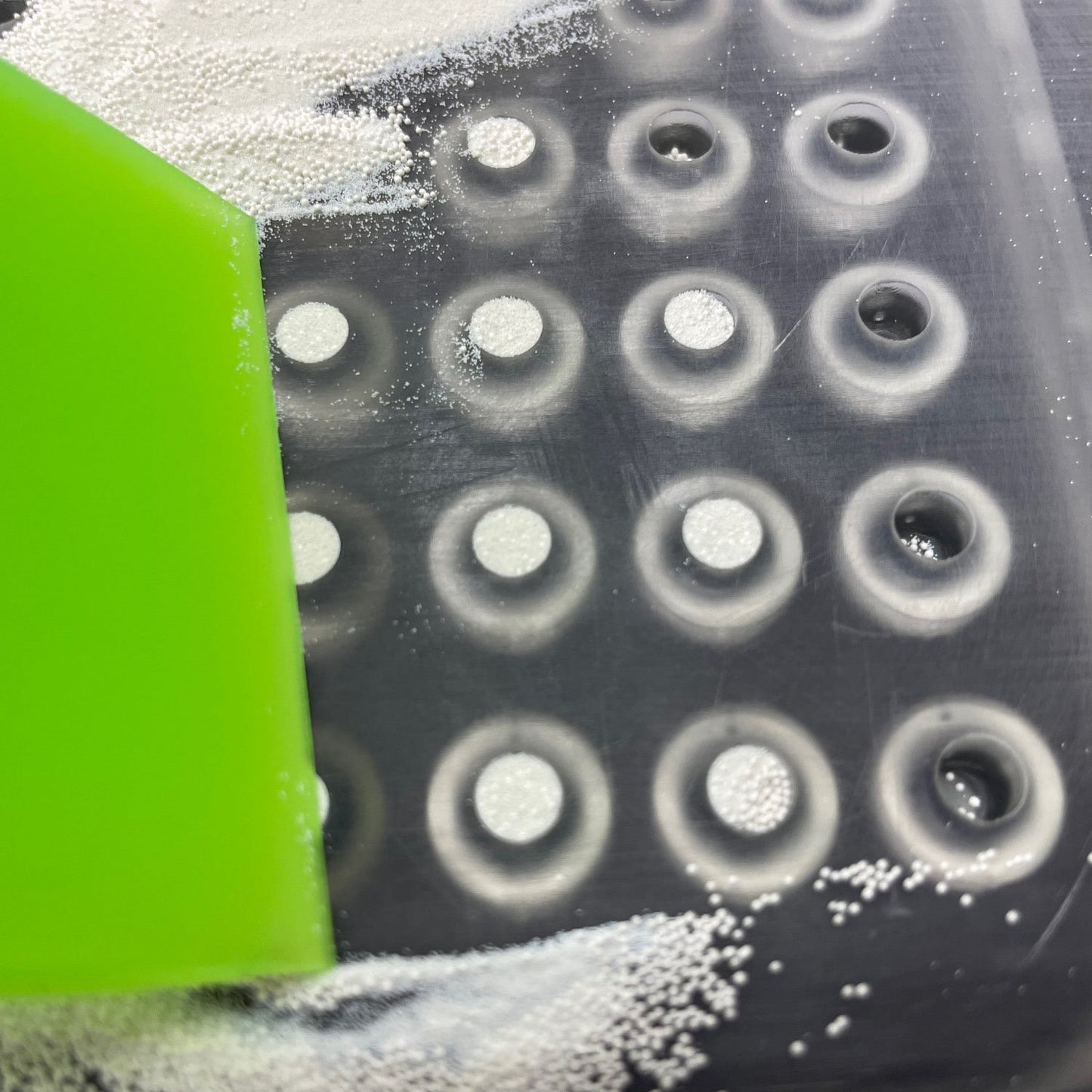 Pico, the Customizable Powder Dispenser for 48 2 ml Tubes