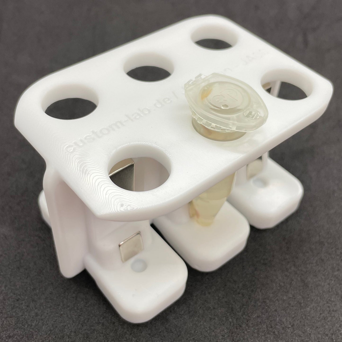 Jackson, the Magnetic Separation Rack for Six 5 ml Tubes