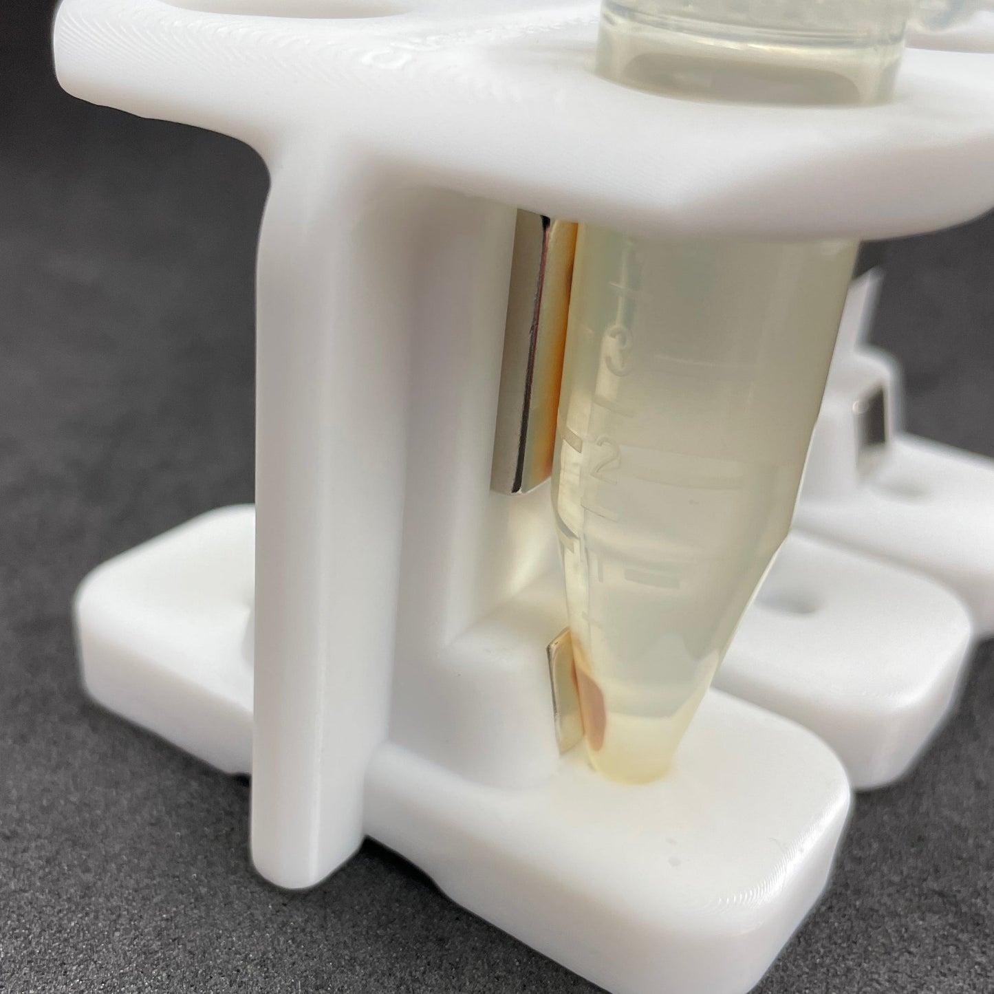 Jackson, the Magnetic Separation Rack for Six 5 ml Tubes